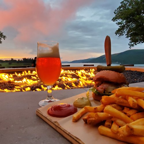 The Hawkeye Bar & Grill — casual lakeside dining at The Otesaga