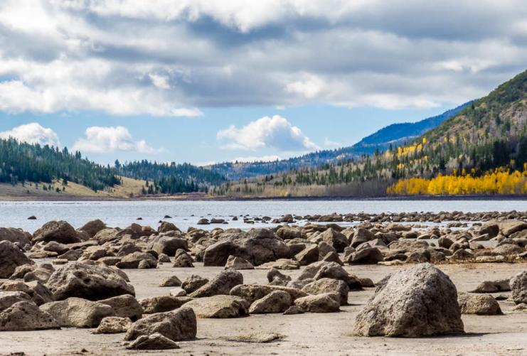 Rocks on the beach of Fish Lake Utah
