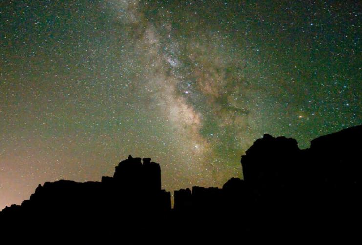 Milky Way at night in Utah National Park