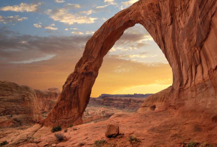 Corona Arch at sunset near Moab