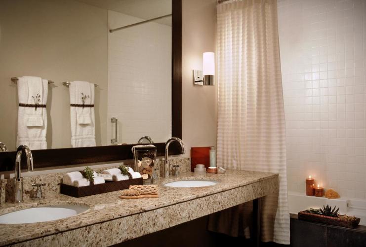 Luxury Bathroom at Hotel Resort Spa