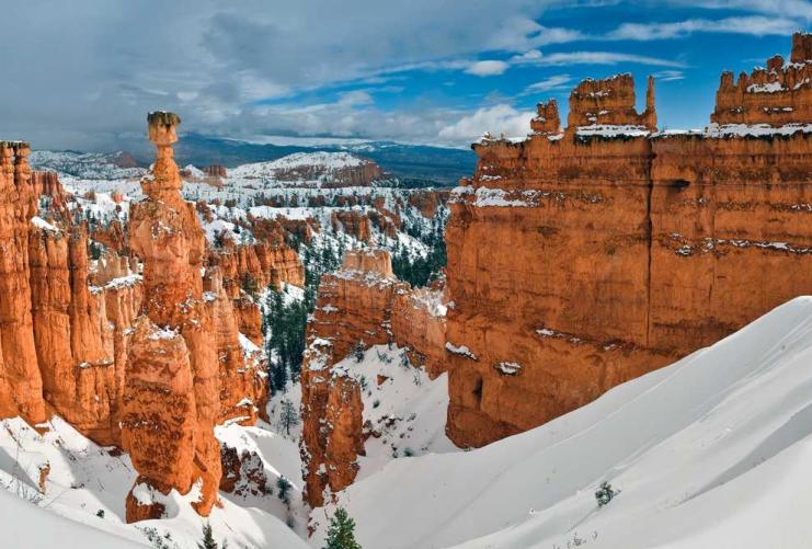 Snow-covered hoodoos at Bryce Canyon National Park in the winter