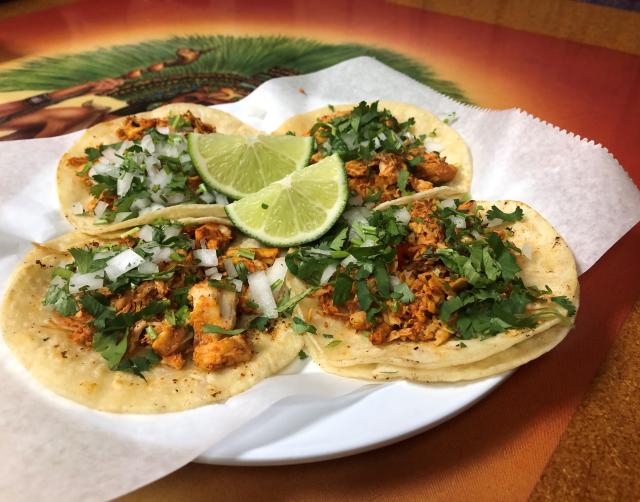 Taqueria 7 Lenguas - Chicken Tacos