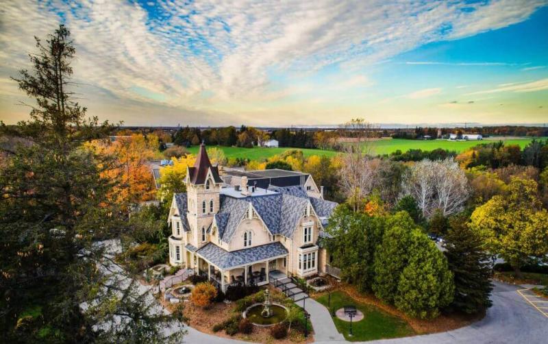 aerial of elm hurst inn in fall