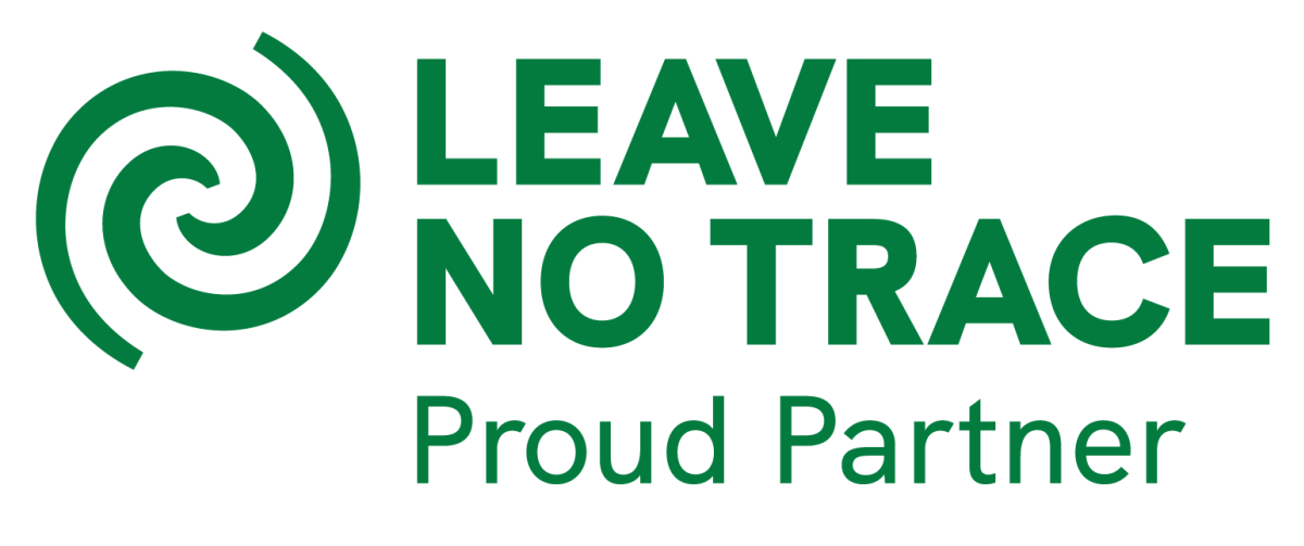 leave no trace 2021 green logo