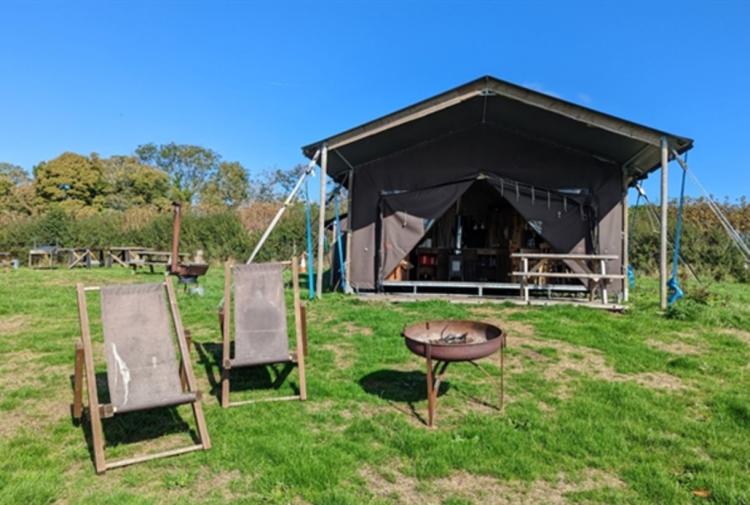 Choose a farm holiday this spring