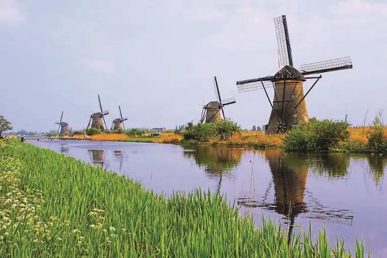 Holland Windmills