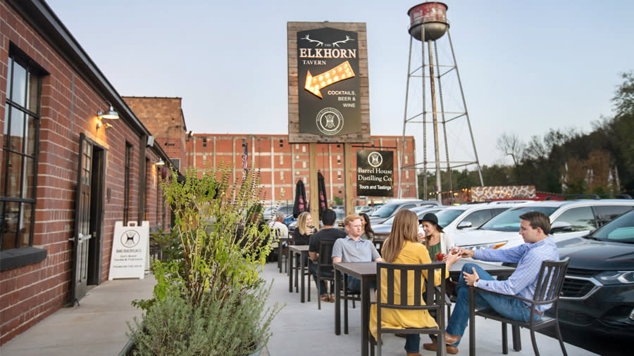 Elkhorn Tavern Outdoor Seating