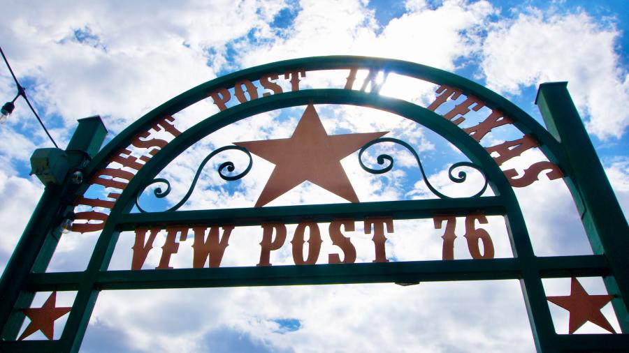 Iron signage that says "VFW Post 76"