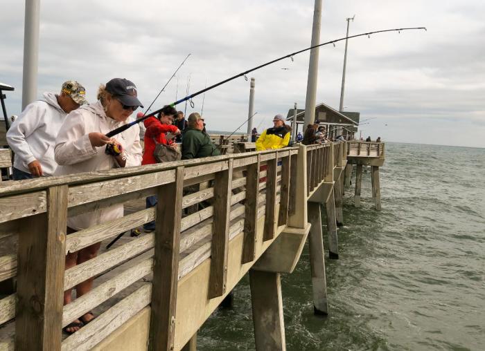 Jennette's Pier fishing