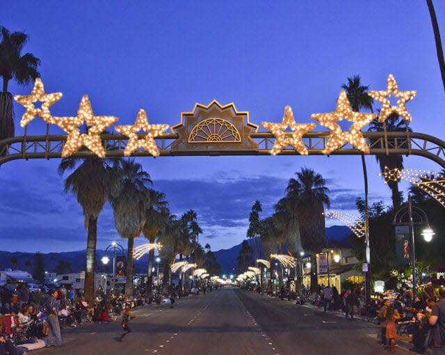 Palm Canyon Drive pre Festival of Lights Parade