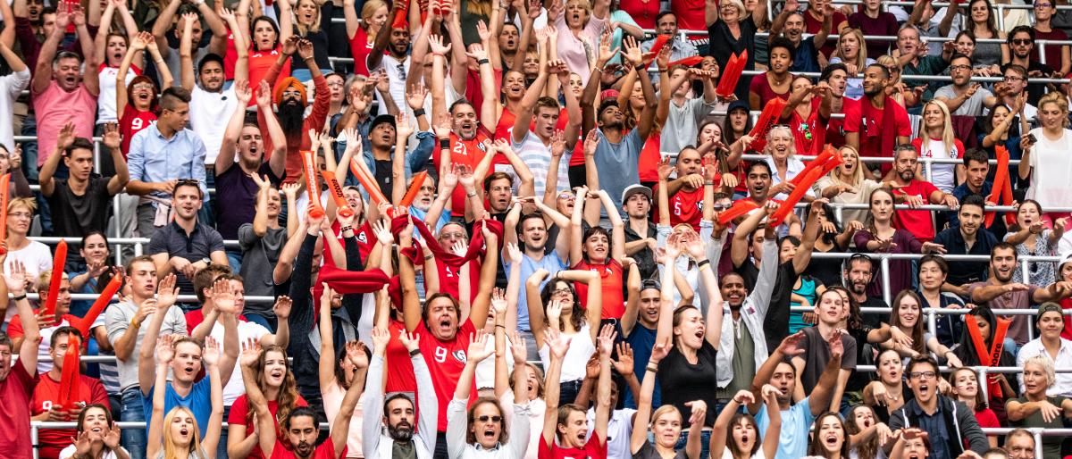 Cheering-Crowd
