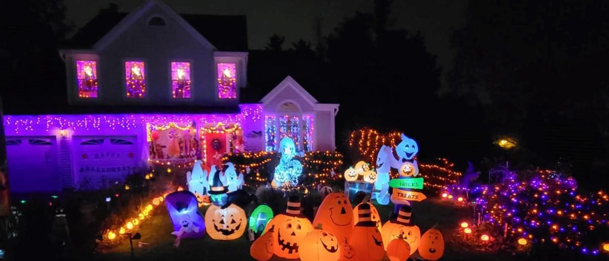 Halloween Home Displays - Herndon, VA