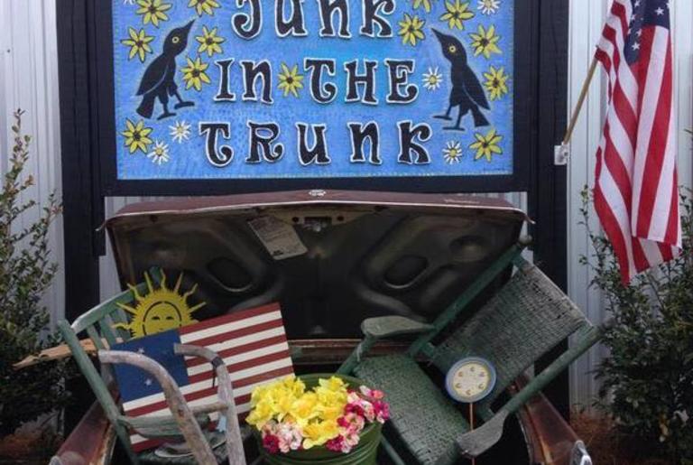 junk-in-the-trunk-logo