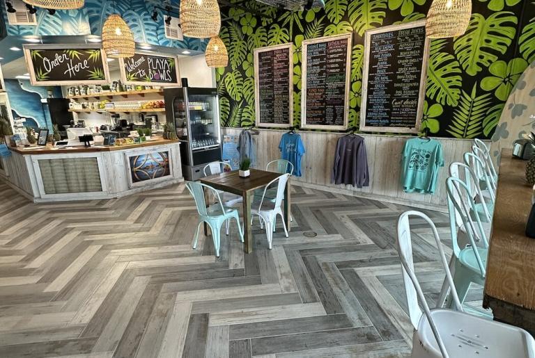 Playa Bowl Interior