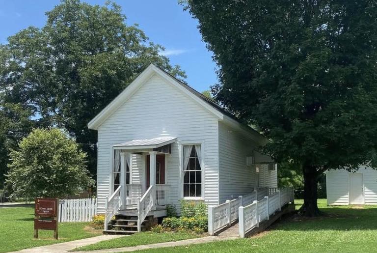 Carter-Coile Country Doctors Museum
