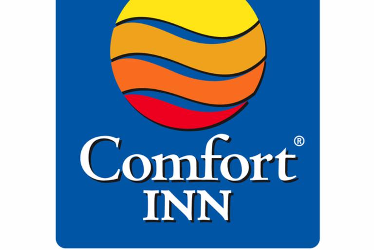 Comfort Inn and Suites Logo