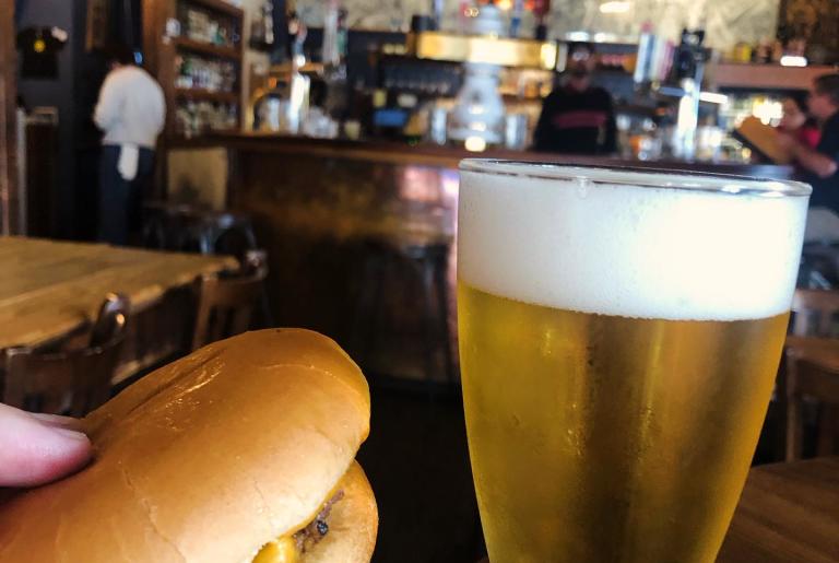 Globe Burger and Beer Tuesday special image courtesy of @GlobeAthens