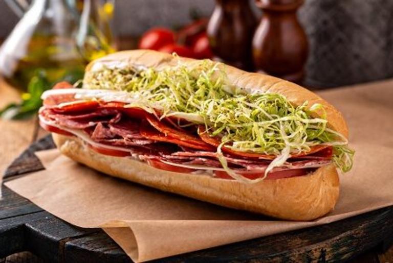 Knuckies Italian Hoagie
