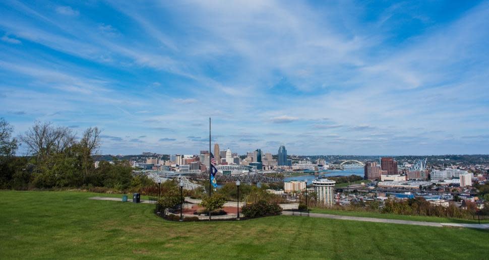 Cincinnati Skyline photo from Devou Park (photo: Louis Rideout)