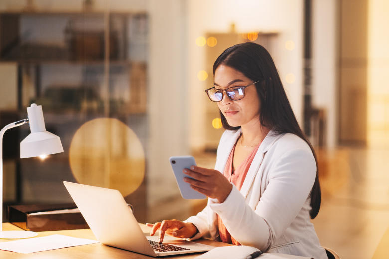Paid Media - Woman at laptop