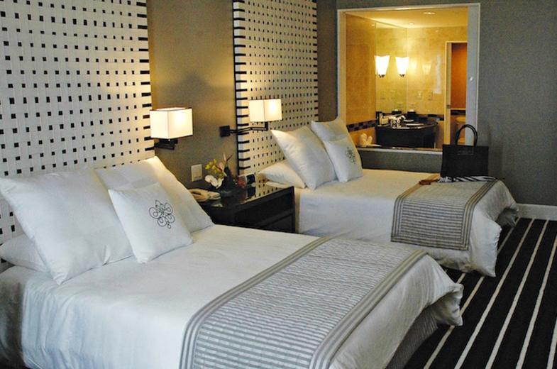 Royal Orchid - Deluxe Gray Room