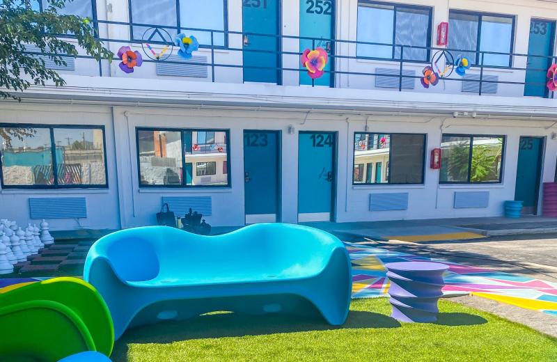 Exterior of Hotel Zazz