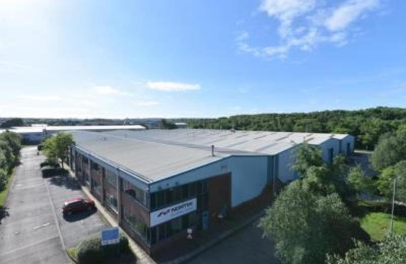 Online Retailer Buys 104,000ftÂ² Unit