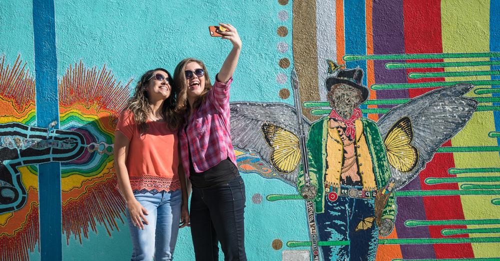 Silver City Mural Selfie