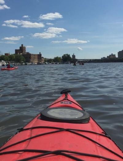 Kayak_Prairie_Street