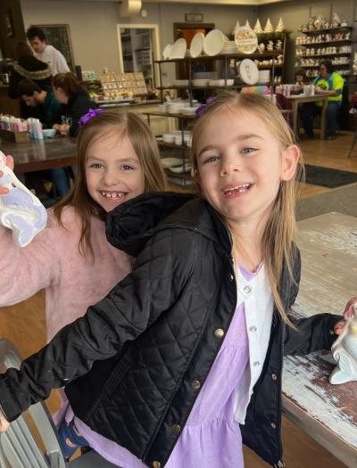 painting pottery