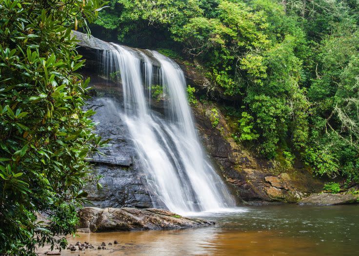 Silver_Run_Falls_Cashiers_Robert_Stephens_jpg_736x525_df1877de-8a0f-49d5-bd24-d68b6531d515