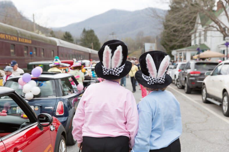Dillsboro_Easter_Hat_Parade_2016_Nick_Breedlove_JCTDA_019_788x525_95ebc191-403f-4d3d-b092-1ca87a8fcb98