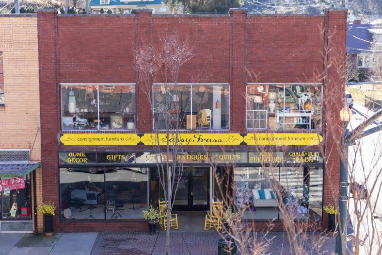 Three_Billboards_010_788x525_1e51a8d8-bd95-4f88-830e-00b3cf55da55