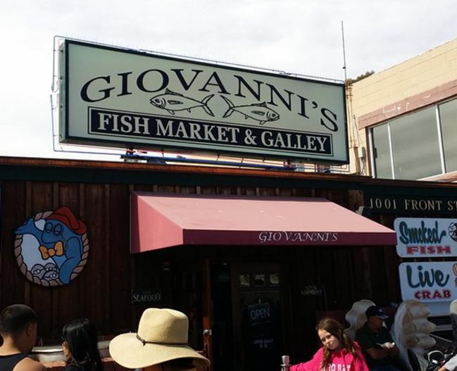 15392_Giovannis_Fish_Market_FoodandDrink_LR_pic1.jpg