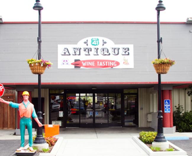 15545_hwy_41_antique_emporium_LR_pic1.jpg