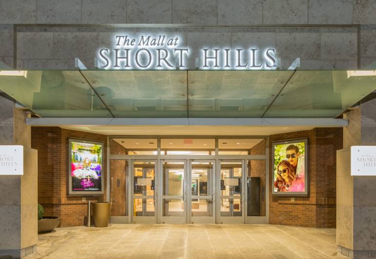 The Mall at Short Hills Sign
