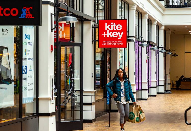Kite+Key Entrance
