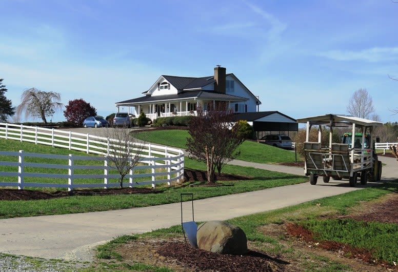 Sunset Ridge Buffalo Farm-HouseHill