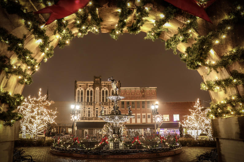 Fountain Square Christmas Lights