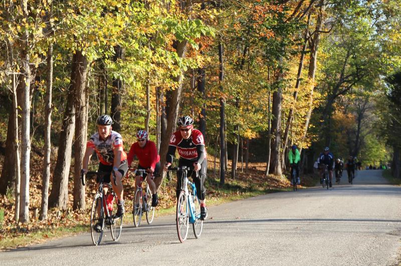 Cyclists riding the Hilly Hundred