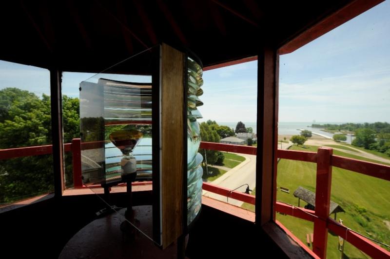 Port Burwell Lighthouse view