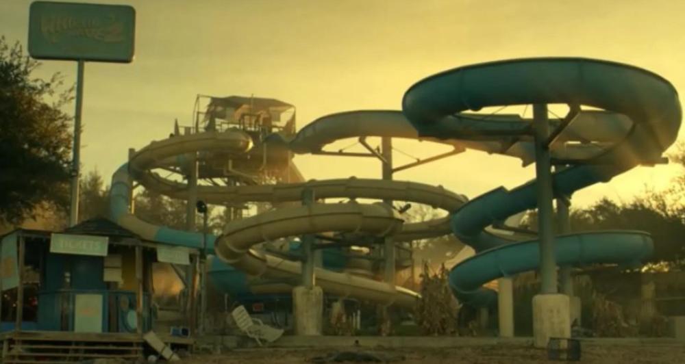 Fear the Walking Dead screengrab showing a waterslide at the Volente Beach Waterpark