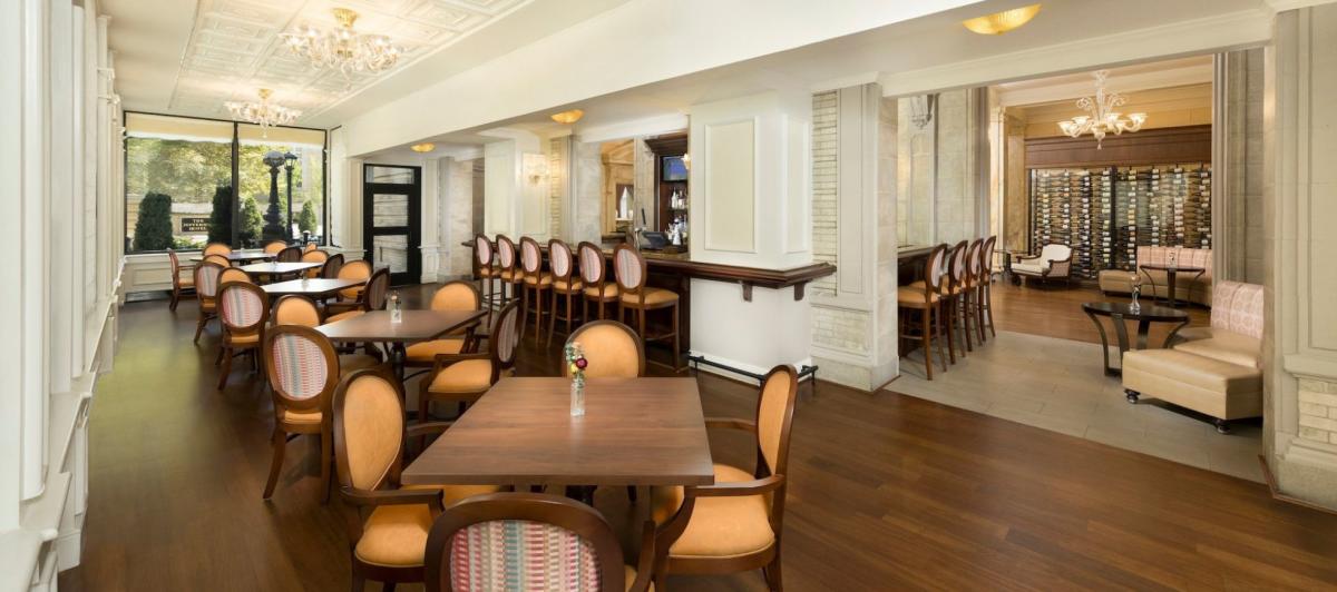 Le Maire- Group Dining in Downtown Richmond