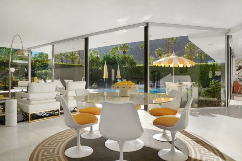 House in Tennis Club neighborhood of Palm Springs