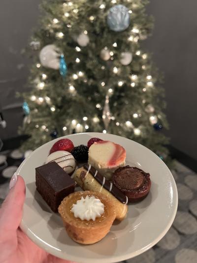 Le Meridien Dessert Christmas in July