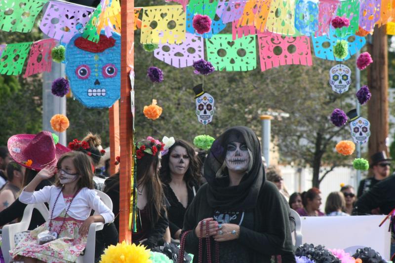 Dia de Los Muertos Parade