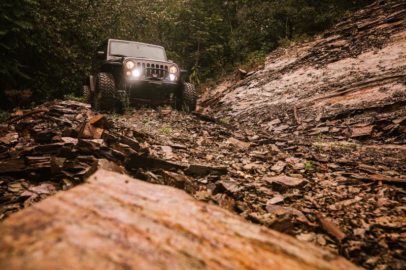 Off-Road-Driving-in-Green-Ridge-State-Forest