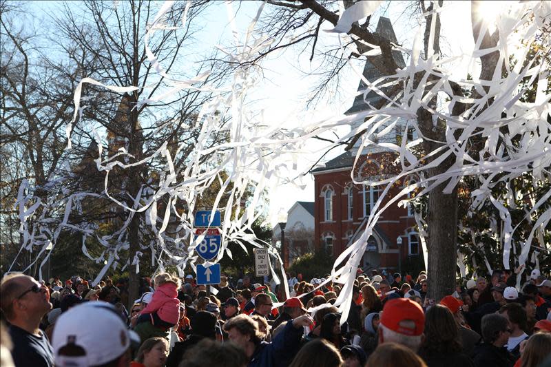 Rolling toomer's corner