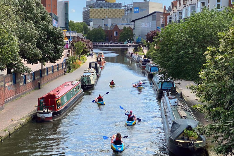 Kayakers at the roundhouse birmingham